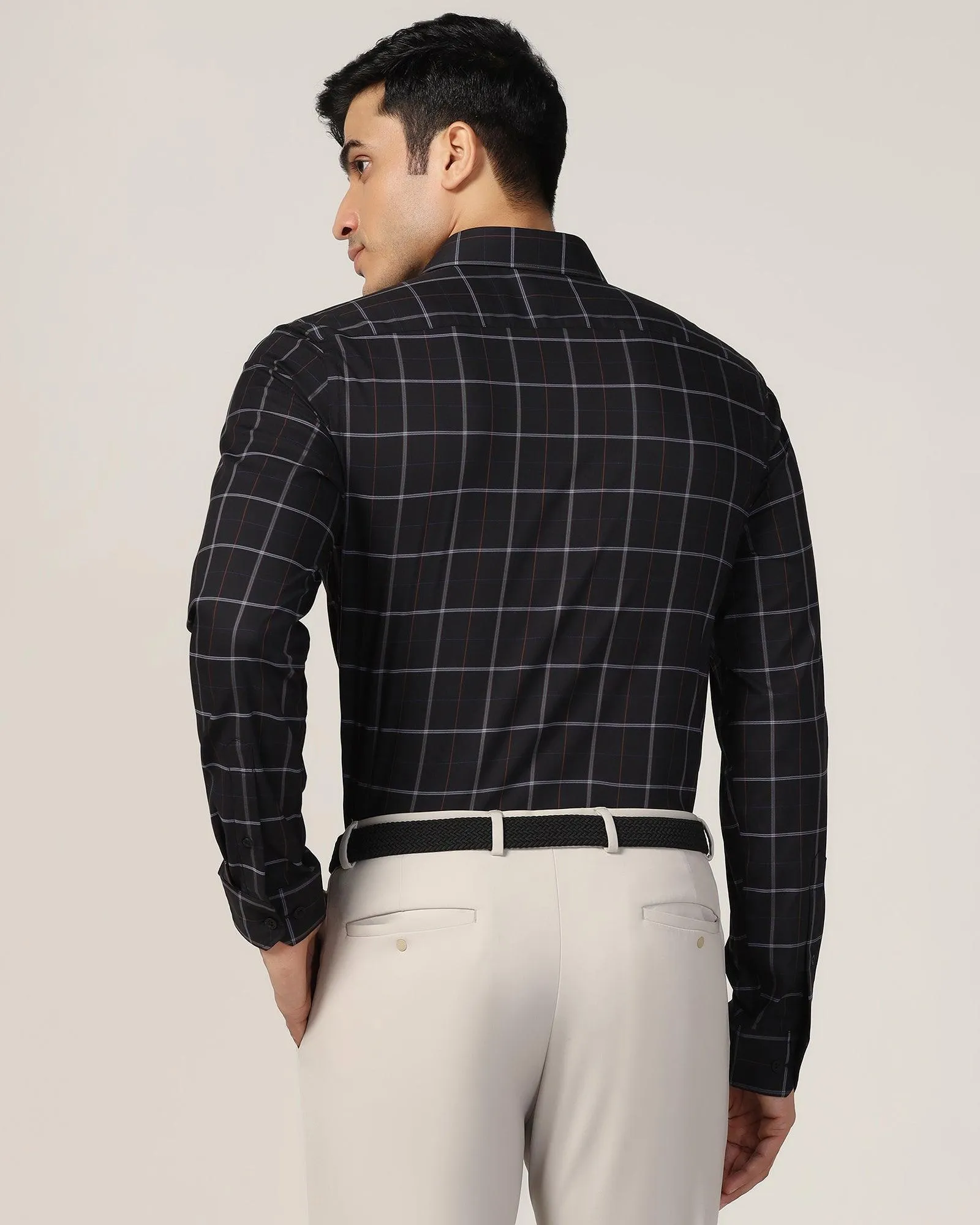 TechPro Formal Black Check Shirt - Pulse